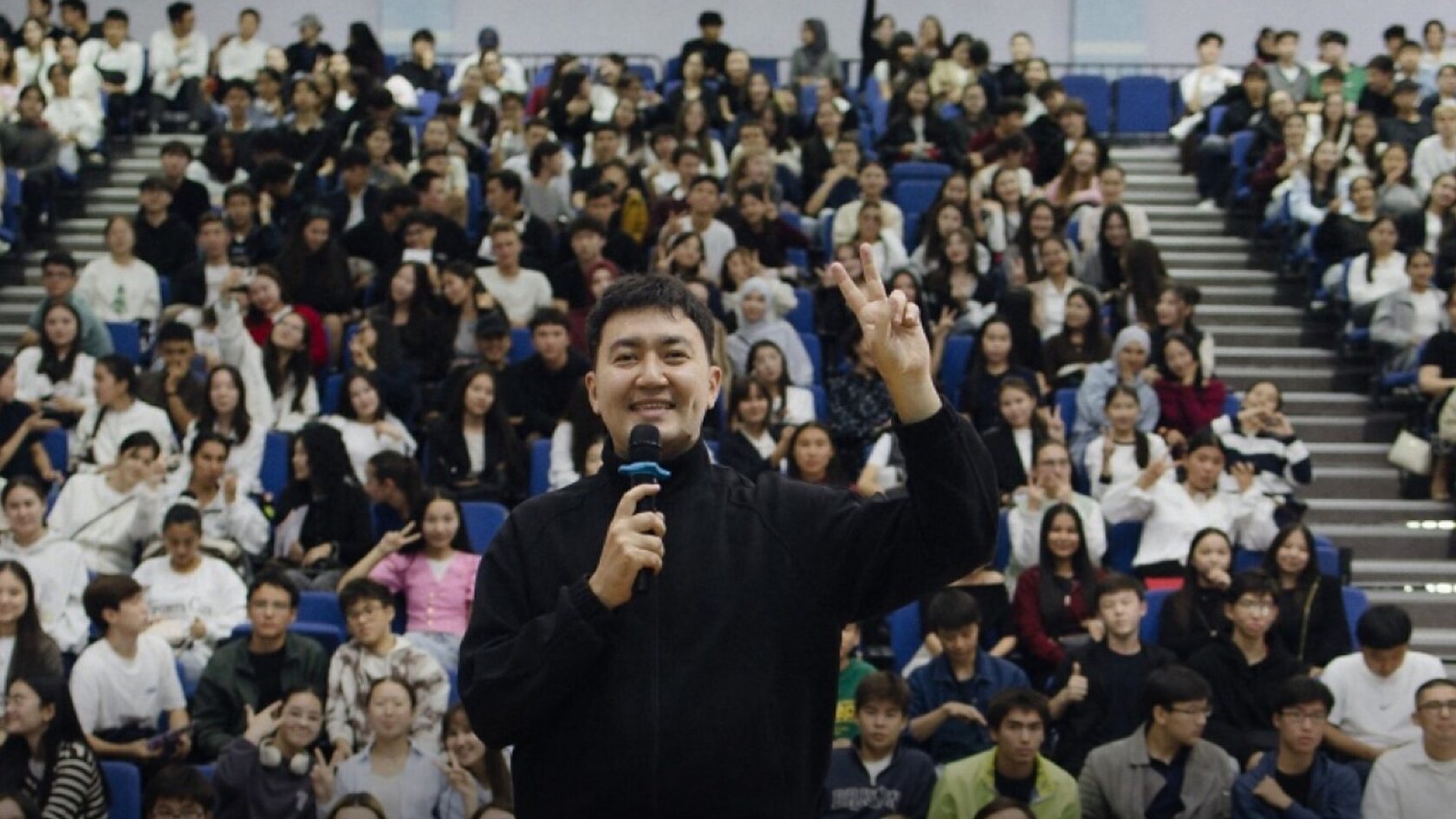 Команда IDP IELTS Kazakhstan на образовательном событии