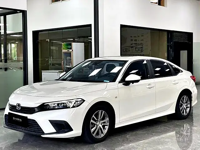 Honda Civic 2022 с табличкой SHMS в Китае