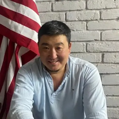 Алмас Канатбек — руководитель проектов, Umarov Web