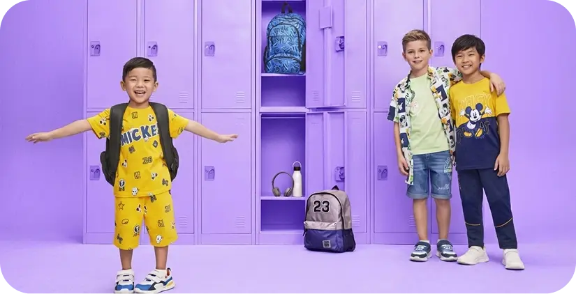 ребята обучаются в образовательном лагере