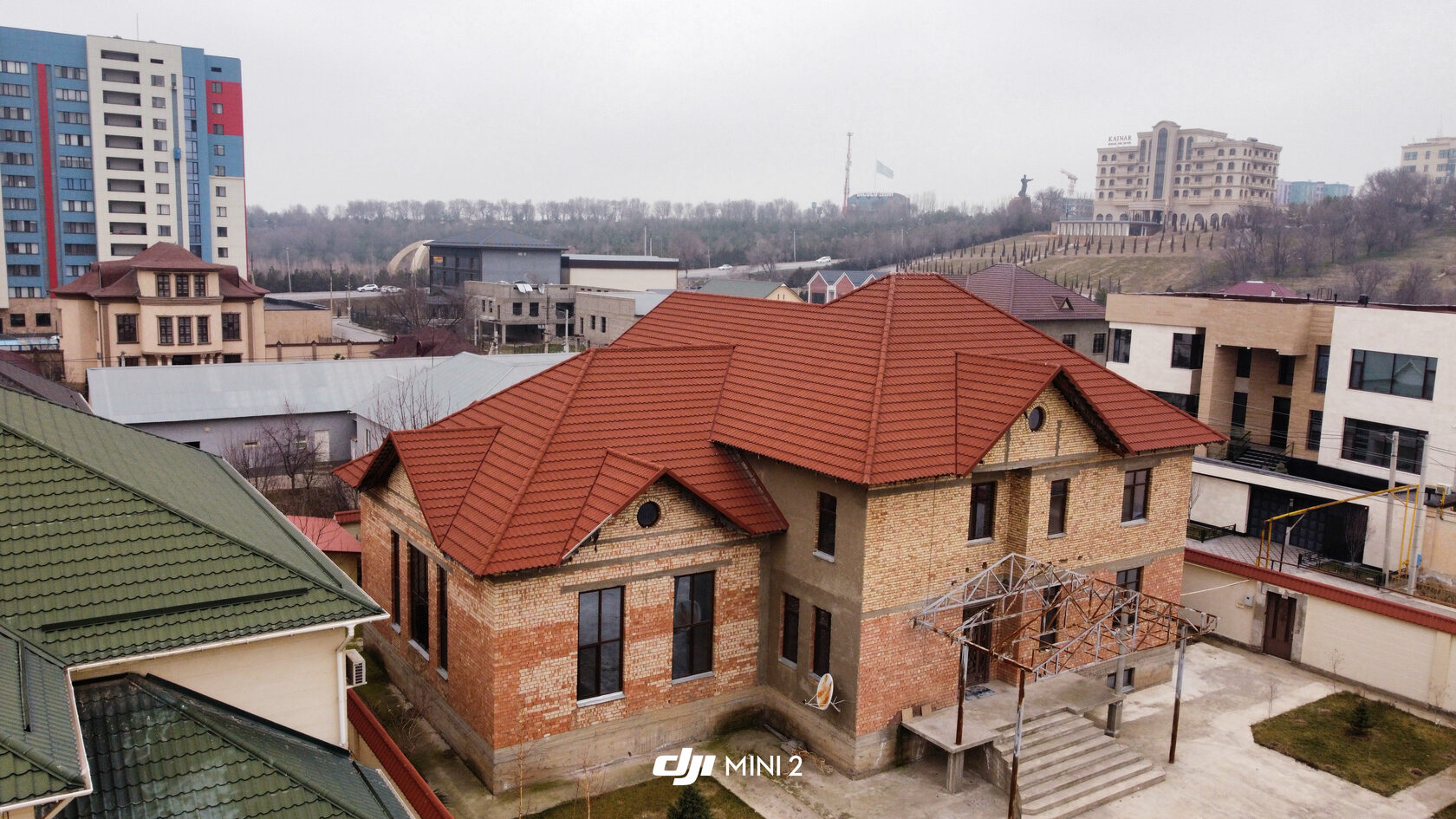 Сложная геометрия кровли на объекте Vessel Group