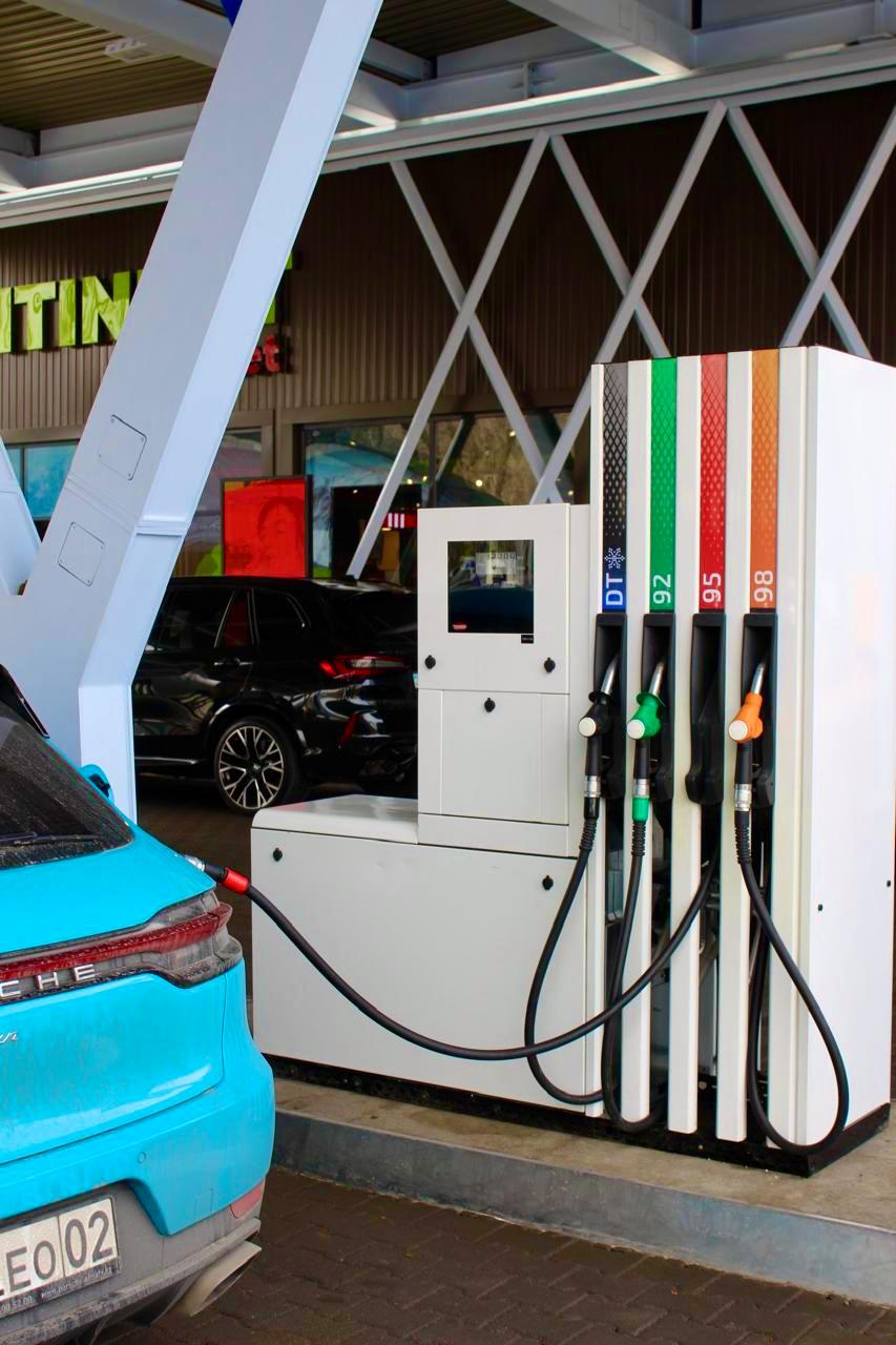 Royal Petrol | Крупнейшая сеть современных автозаправочных станций