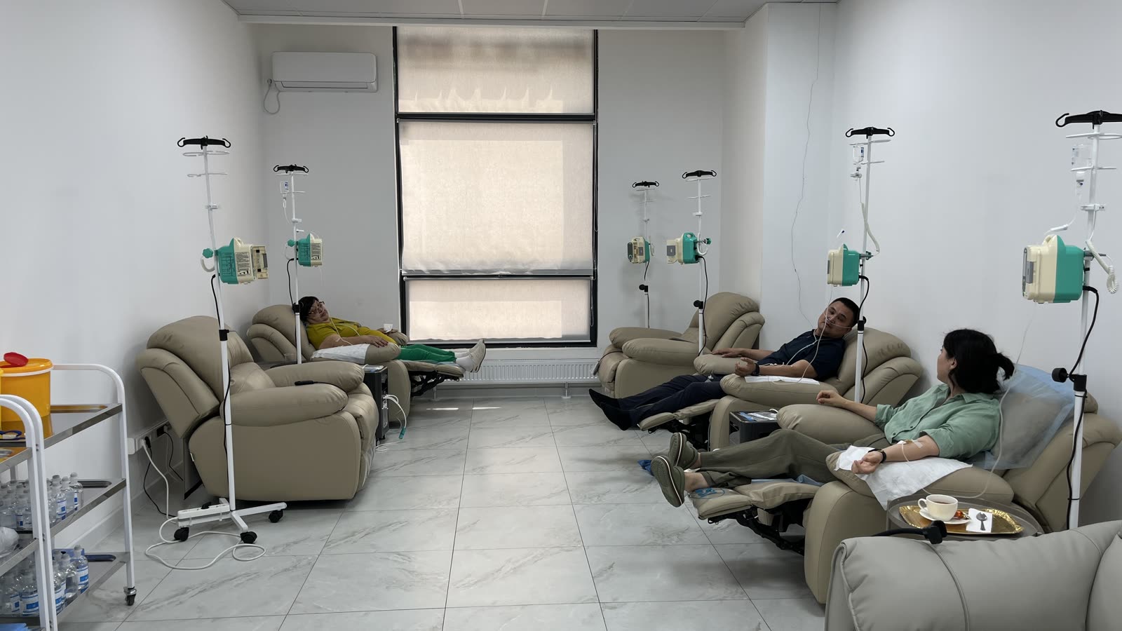 Процедурный зал Aiva Clinic