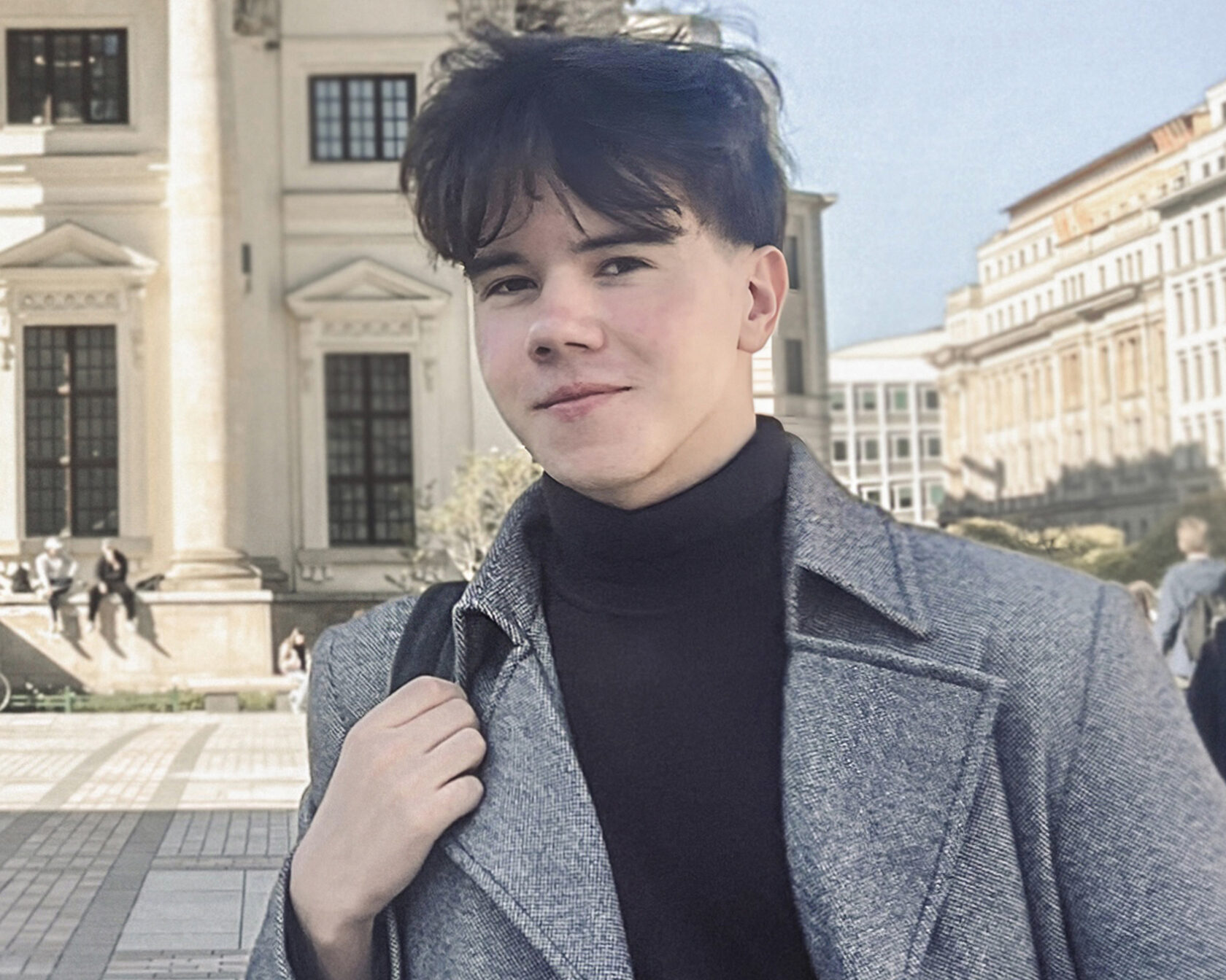 Леонид — преподаватель английского