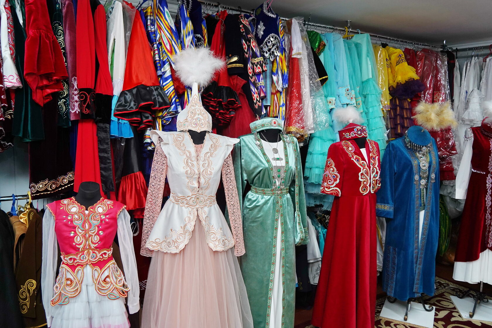 Жігіт өз қызын ваннада қалай трахает етеді