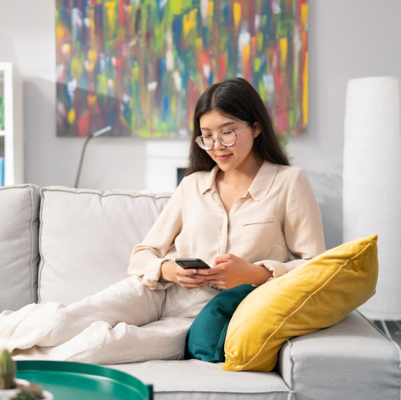 Фотография девушки в пижаме