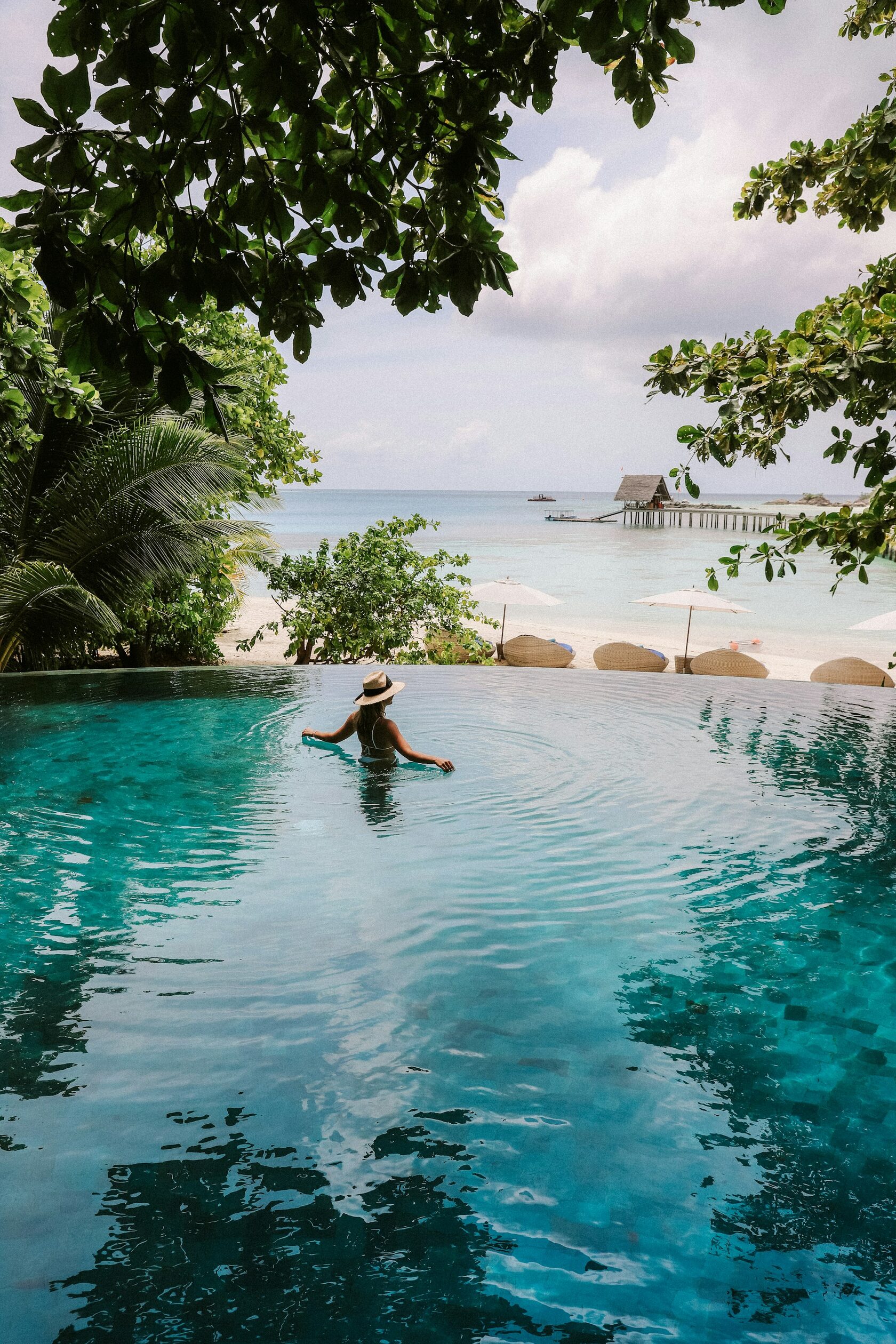 Hotels and private villas