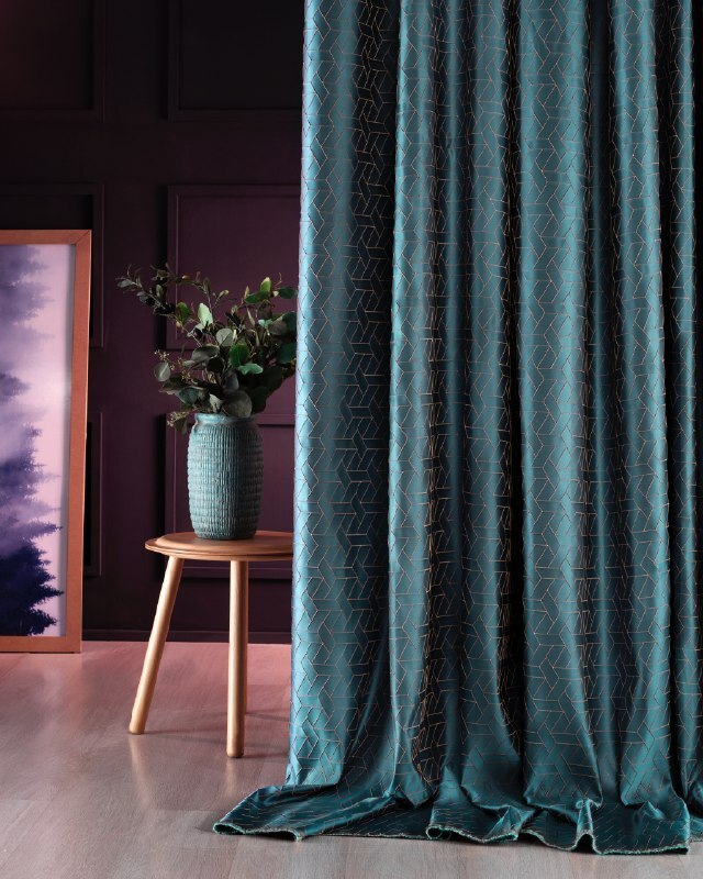 Пошив однотонных штор любой сложности в Алматы