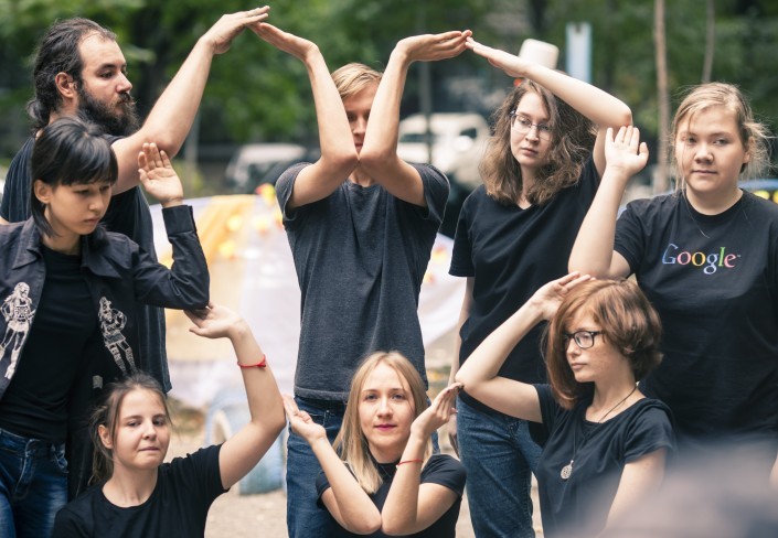 Ата-анасы ұлымен жыныстық қатынасқа түседі