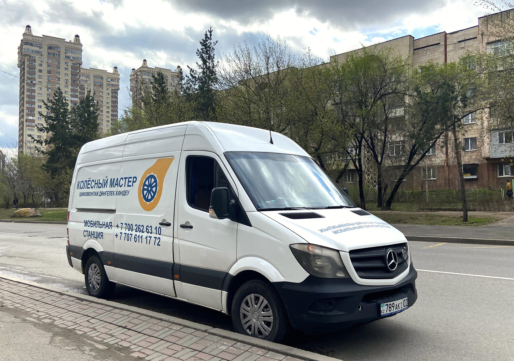 Выездной шиномонтаж и покупка шин в Алматы «Колёсный Мастер»