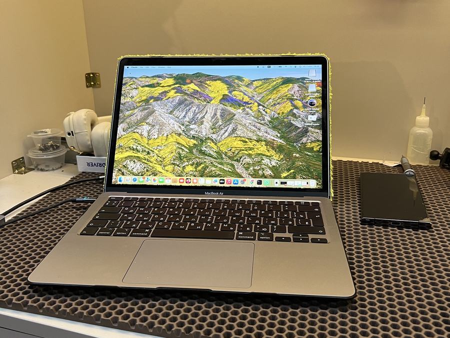 Фото из мастерской Mobi Pro: диагностика техники Apple