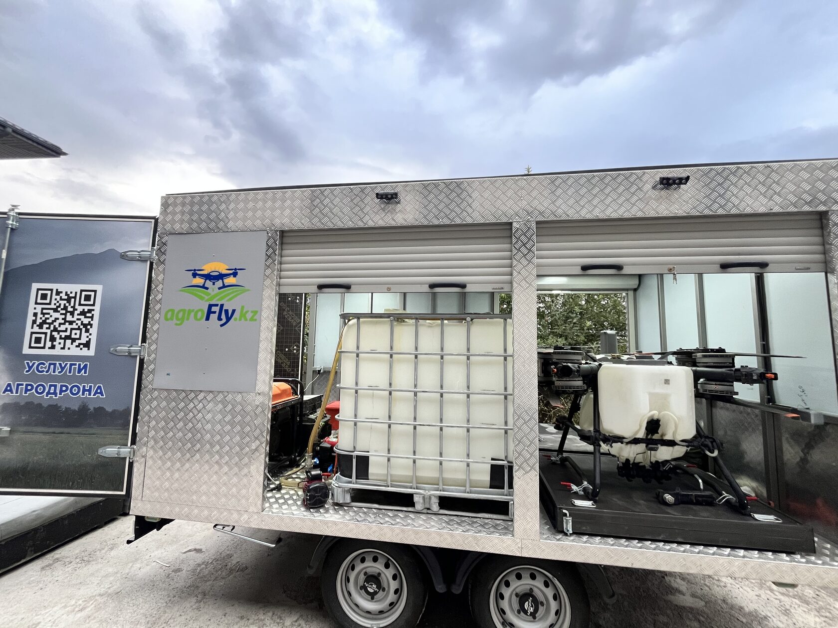 Мобильный растворный узел AgroFly на базе прицепа