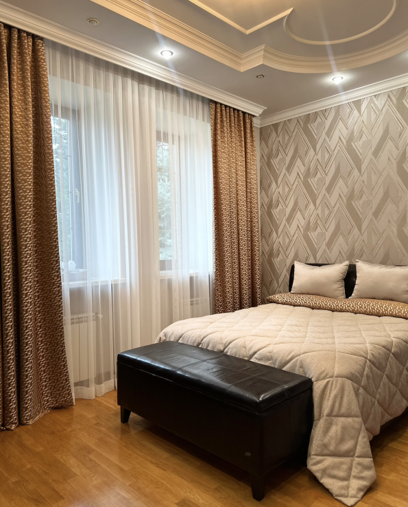 Комплект штор для спальни, заказать в Алматы