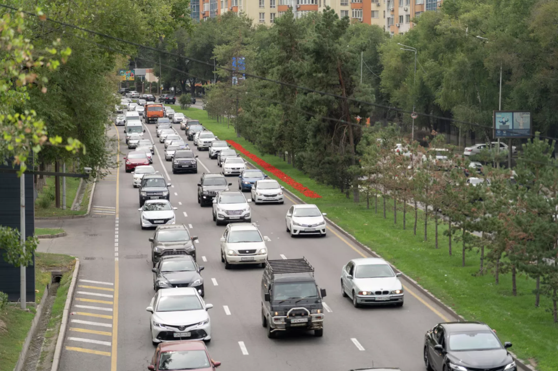 Как власти Алматы собираются разгрузить дороги города от ежедневных пробок