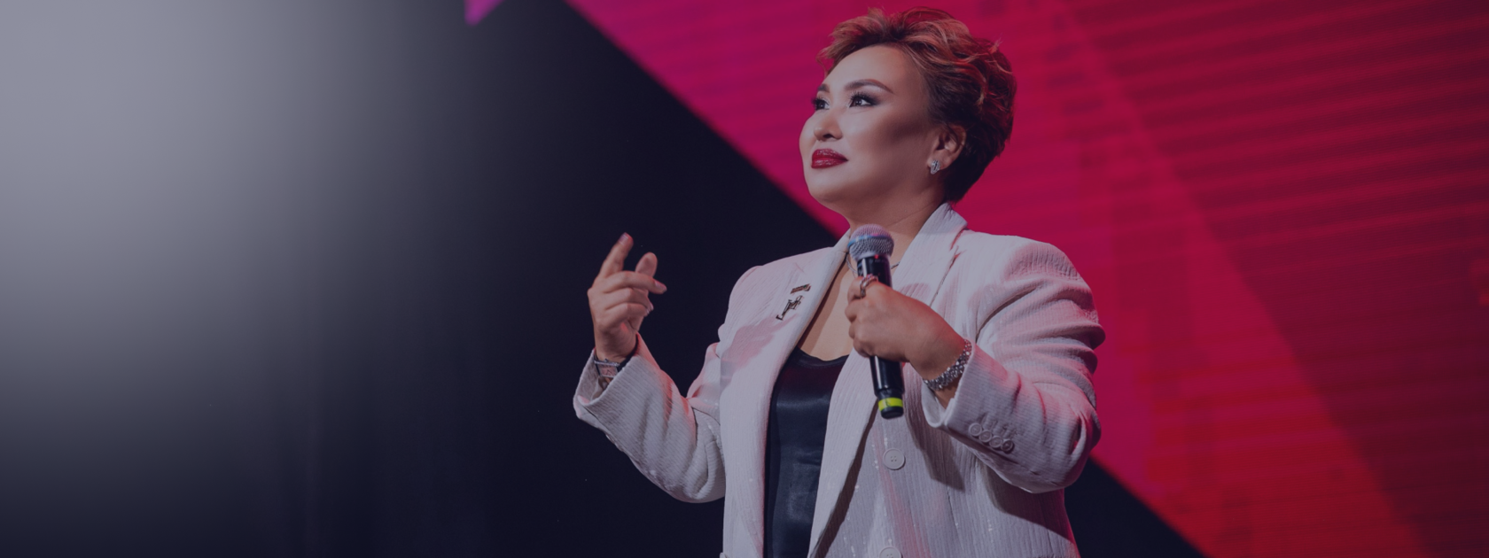 Мукашева Райхан Сапарбековна на сцене