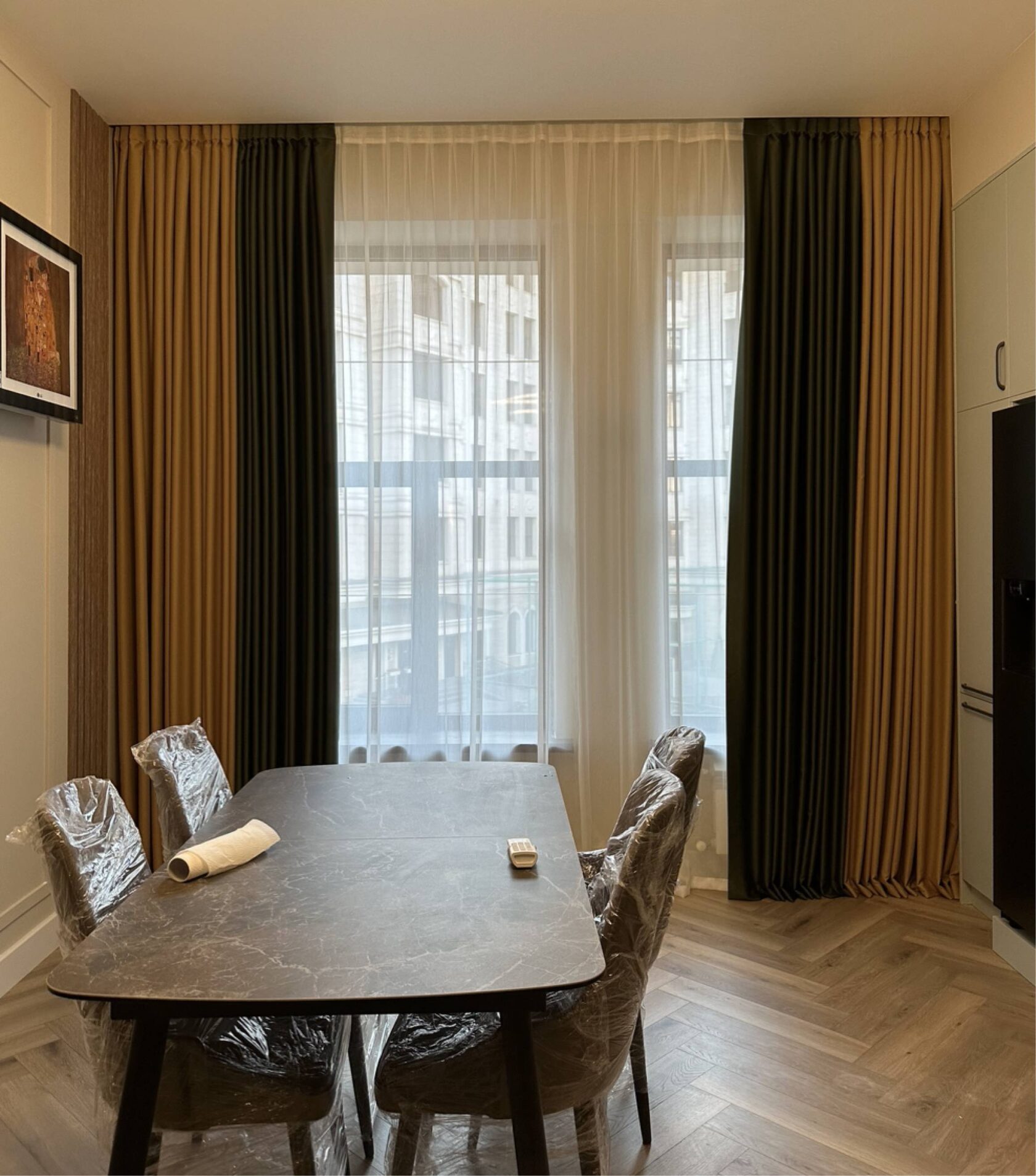 Шторы blackout разных цветов для разных комнат в Алматы