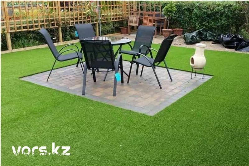 Искусственный газон 40 мм dtex от 8800. Ширина 2 и 4 м.