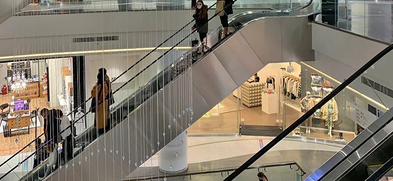 Эскалаторы в торговых центрах: как обеспечить безопасность посетителей