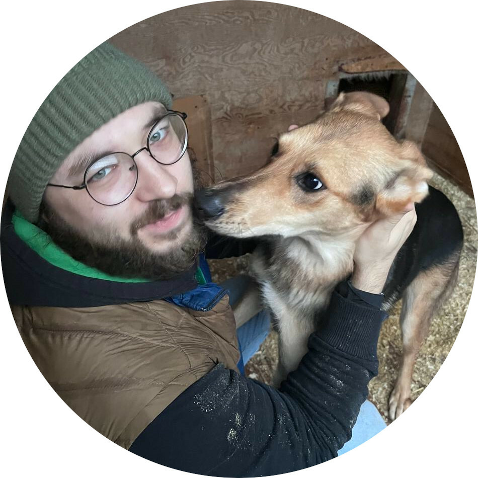 Волонтёр Андрей