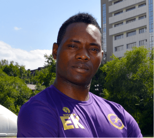 Эммануэль Мбиа