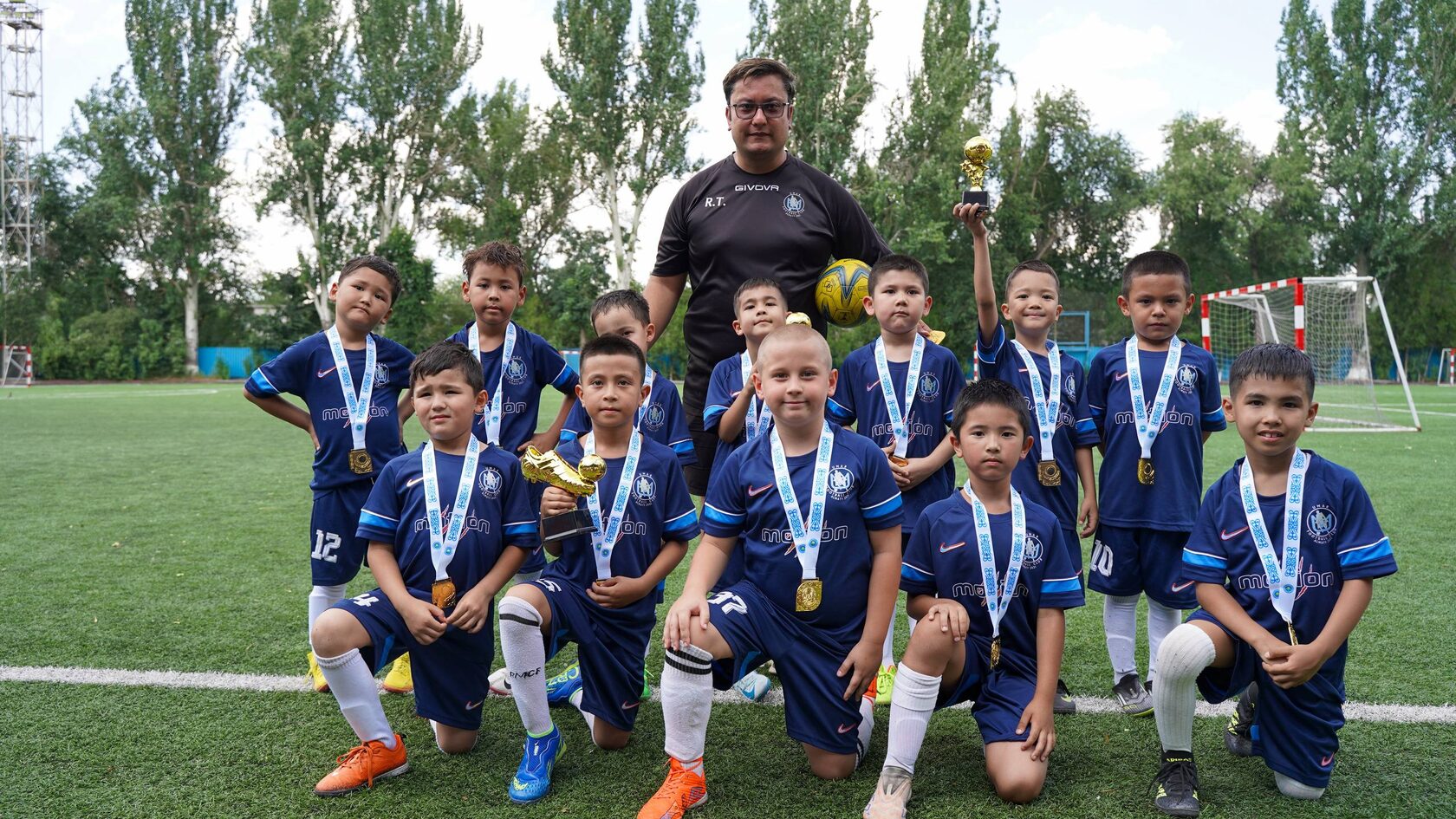 Команда AFL KIDS на поле