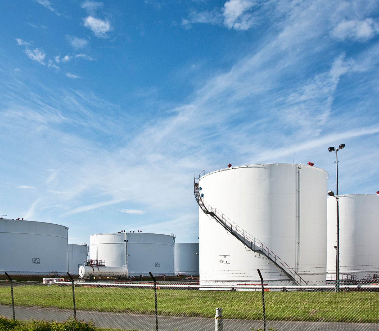 Юлия күйеуін порно арқылы алдаған.