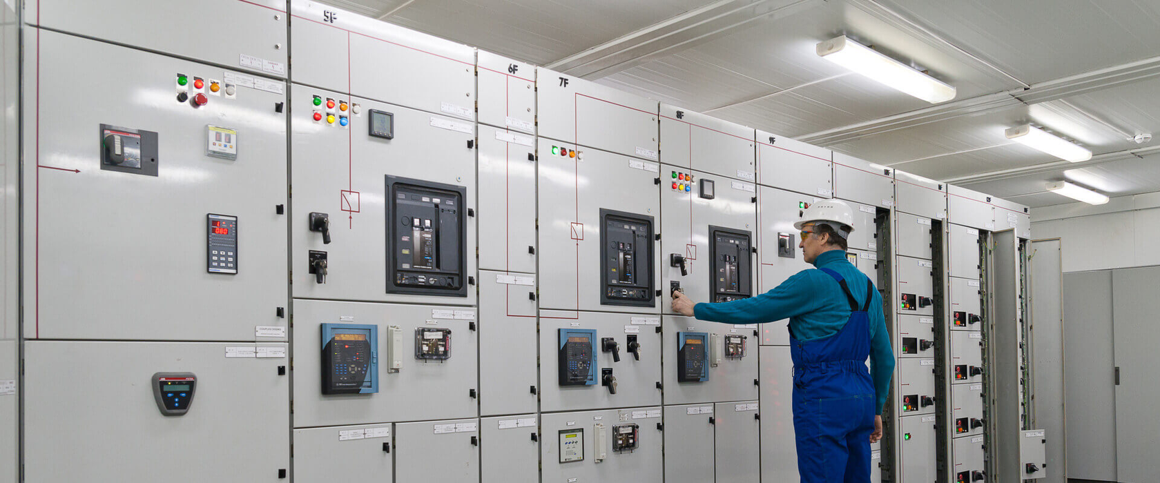 Services - Assembling of switchboards of various configurations